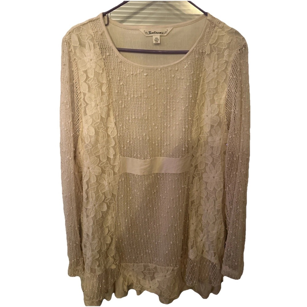 Tantrums Women's Embroidered Ivory Colored With Some Sparkle  Size 2 X